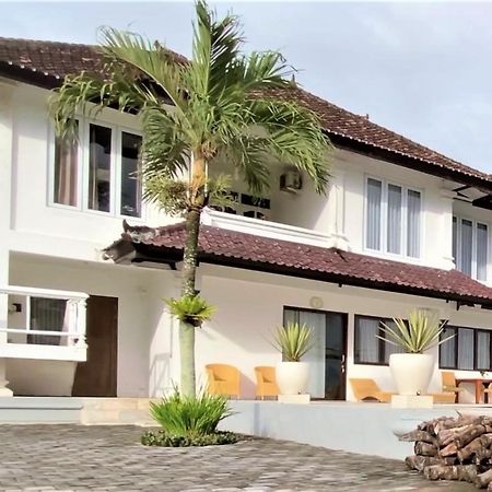 Aparthotel Medewi Manor Airsatang Exteriér fotografie