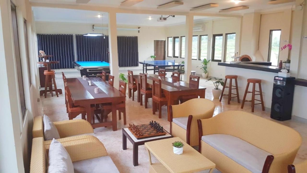 Aparthotel Medewi Manor Airsatang Exteriér fotografie